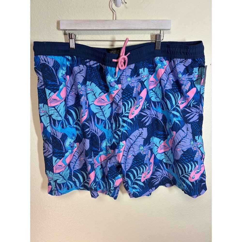 NWT Batman Board Shorts Swim Trunks Summer Beach Vacation Men's Size XXL